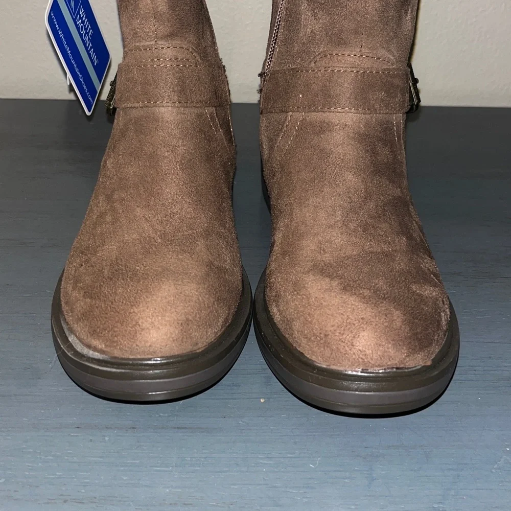 White Mountain Mazed Brown Faux Suede Tall Riding Buckle & Zip Boots sz 5.5 NWT